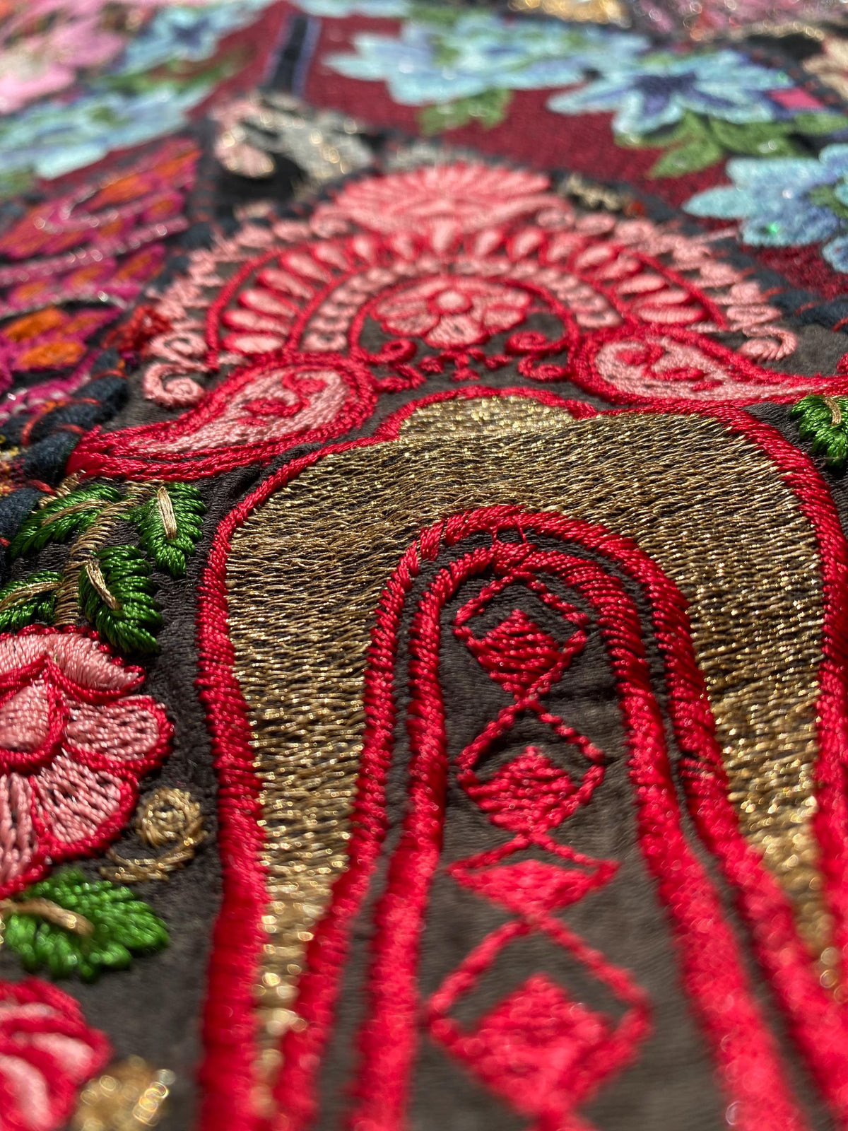 Midnight Bazaar Vintage Indian Wall Hanging – close-up detail